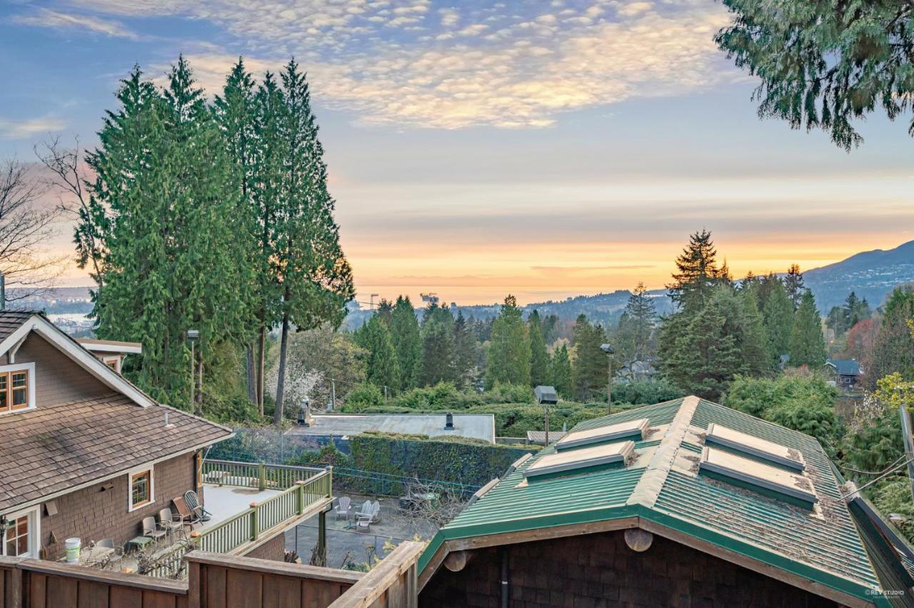 Seymour Private Bedroom, Ensuite Bathroom With Shared Pool, Hot Tub With Views North Vancouver Exteriér fotografie