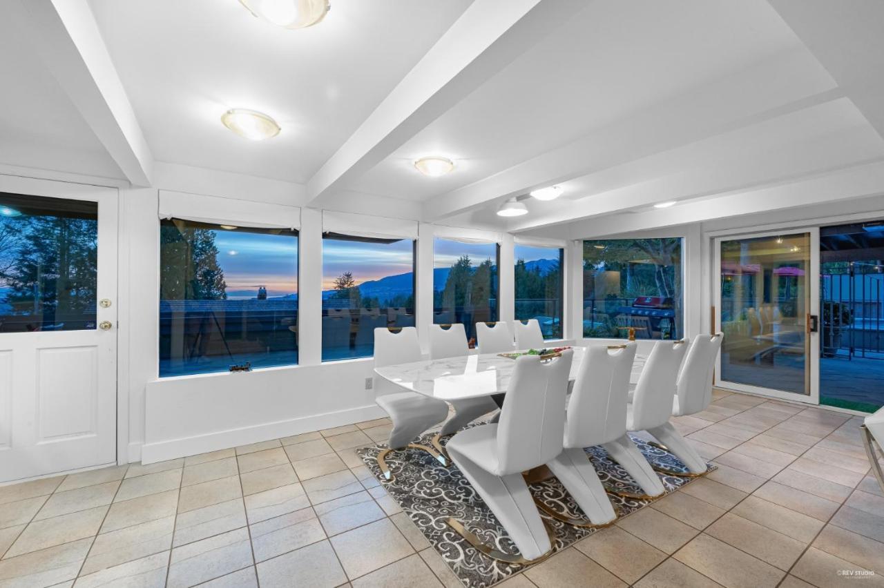 Seymour Private Bedroom, Ensuite Bathroom With Shared Pool, Hot Tub With Views North Vancouver Exteriér fotografie