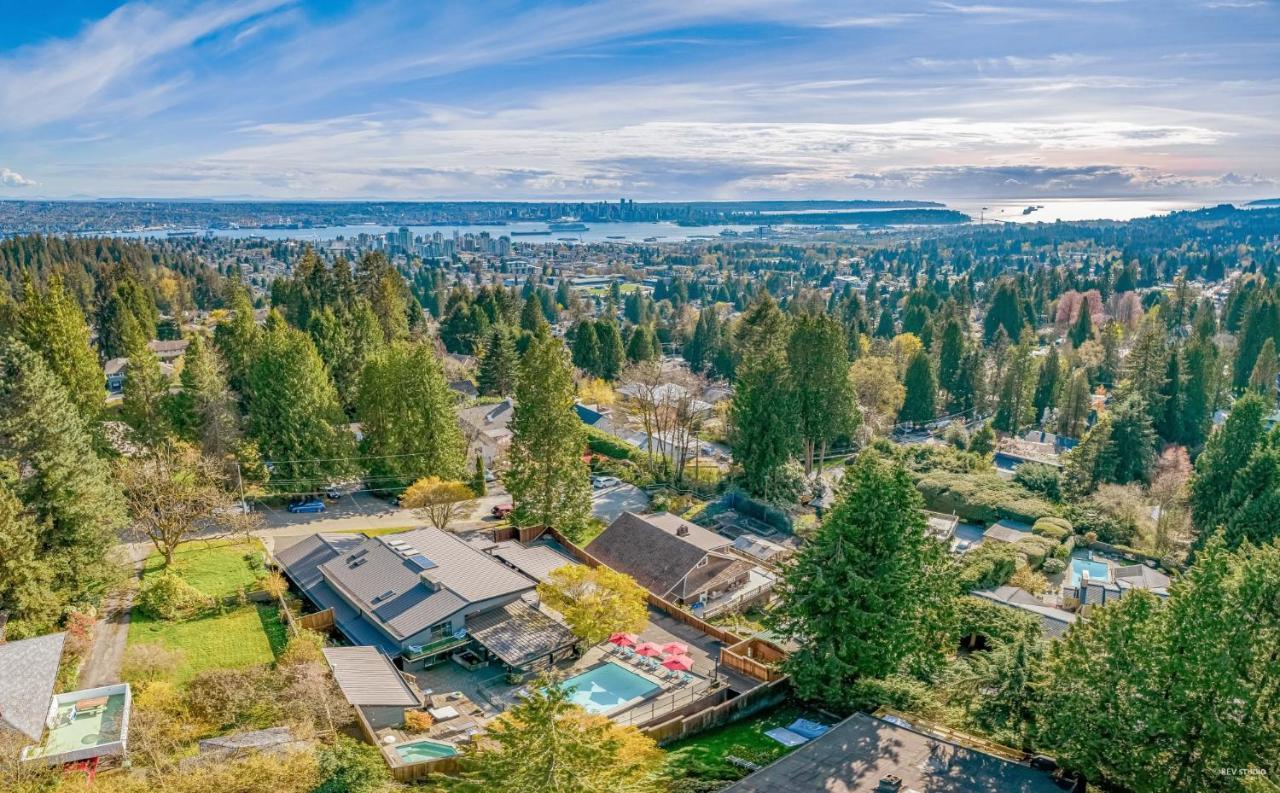 Seymour Private Bedroom, Ensuite Bathroom With Shared Pool, Hot Tub With Views North Vancouver Exteriér fotografie
