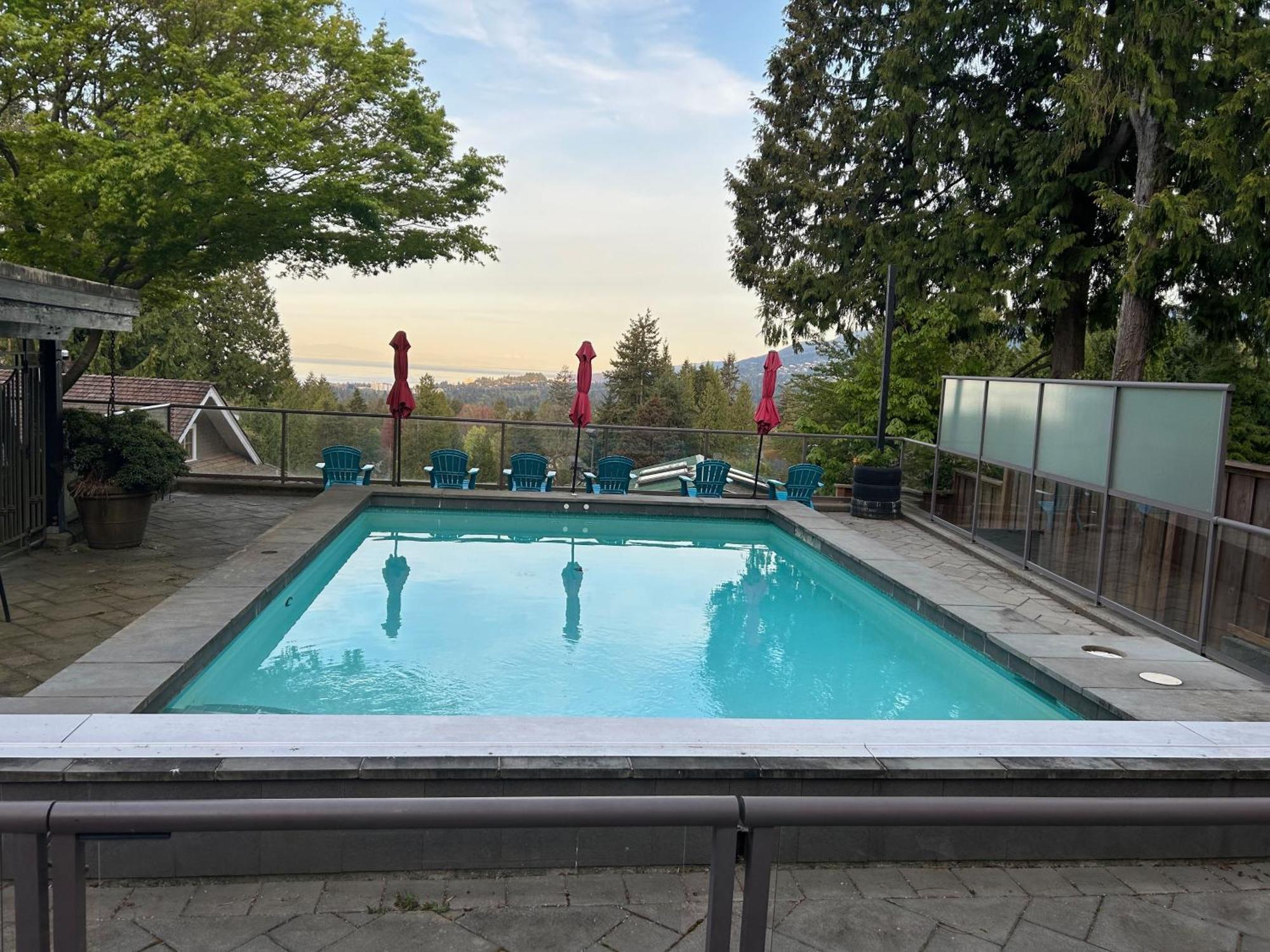 Seymour Private Bedroom, Ensuite Bathroom With Shared Pool, Hot Tub With Views North Vancouver Exteriér fotografie