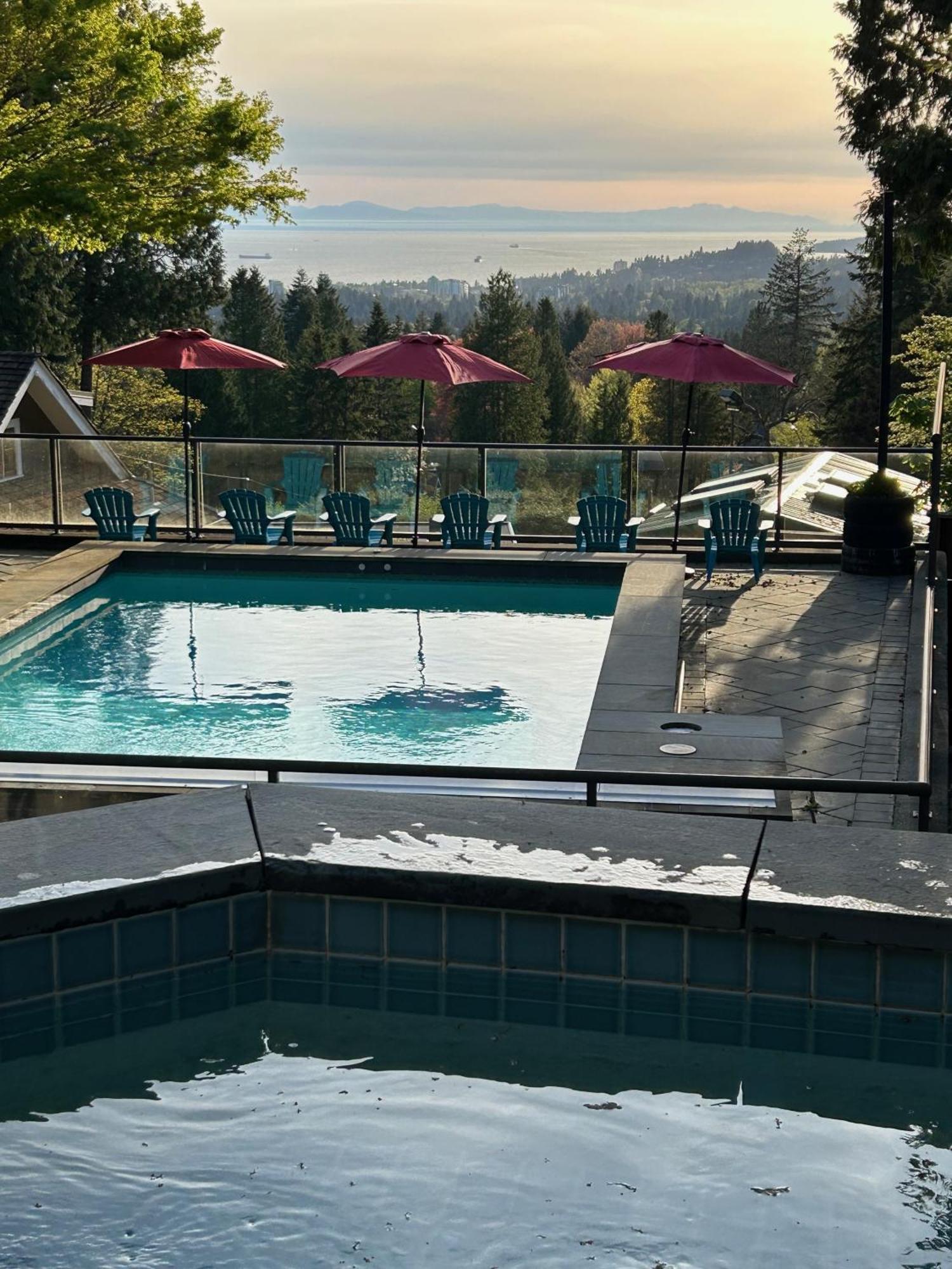 Seymour Private Bedroom, Ensuite Bathroom With Shared Pool, Hot Tub With Views North Vancouver Exteriér fotografie