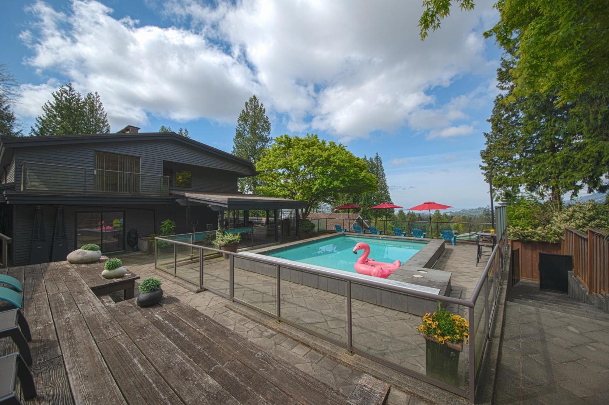 Seymour Private Bedroom, Ensuite Bathroom With Shared Pool, Hot Tub With Views North Vancouver Exteriér fotografie
